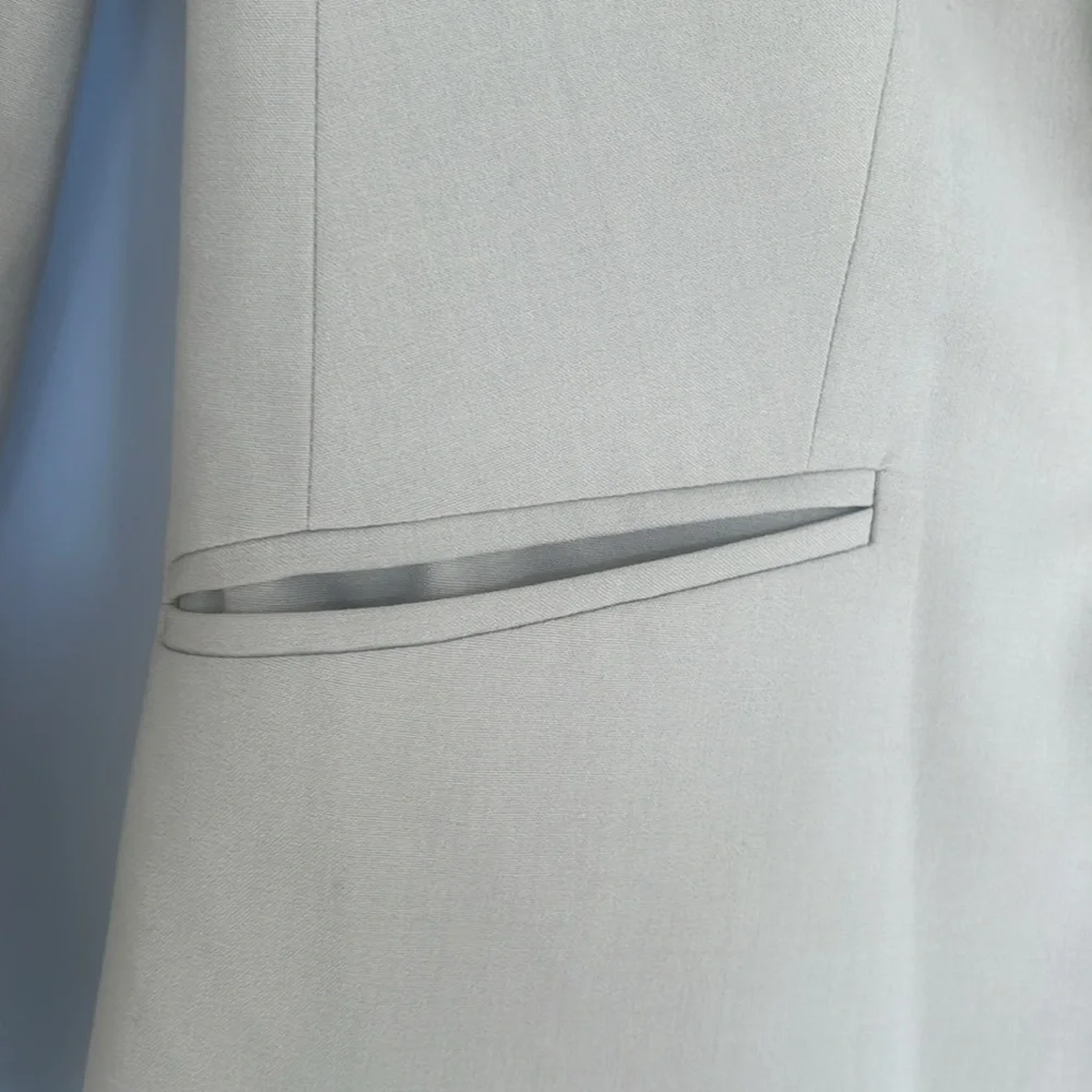 The Limited Collection Tan Blazer - Picture 3 of 6